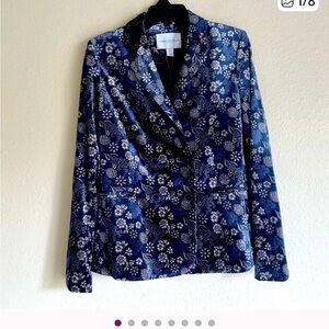 Carolina Belle Blue Floral Velvet Blazer